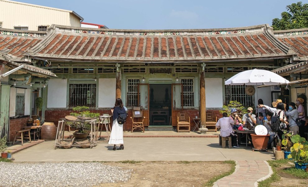 【跟我走】跟著俗女玩臺南：老街．公園．美術館