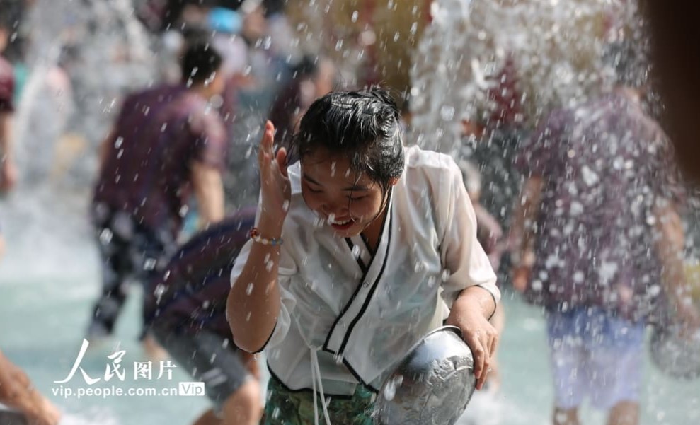 【旅讀早安】「雲」過潑水節 傣曆1383年別有一番體驗