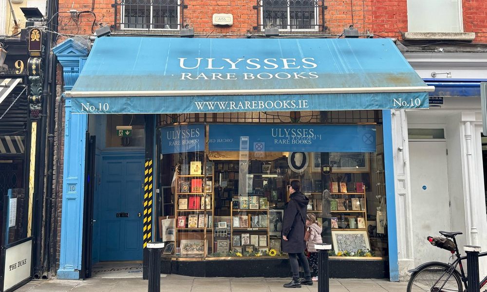 一本書讓整座城市瘋狂?為一部小說過節!走進都柏林最特別的「布魯姆日」