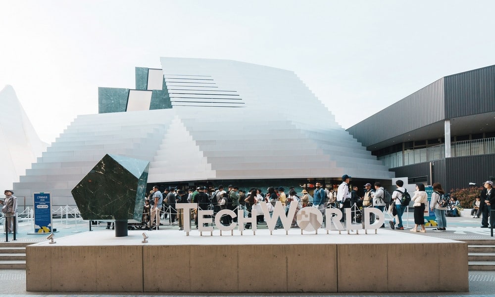 萬博限定!探索台灣館:AI手錶推薦旅行、晶片長城與生態投影