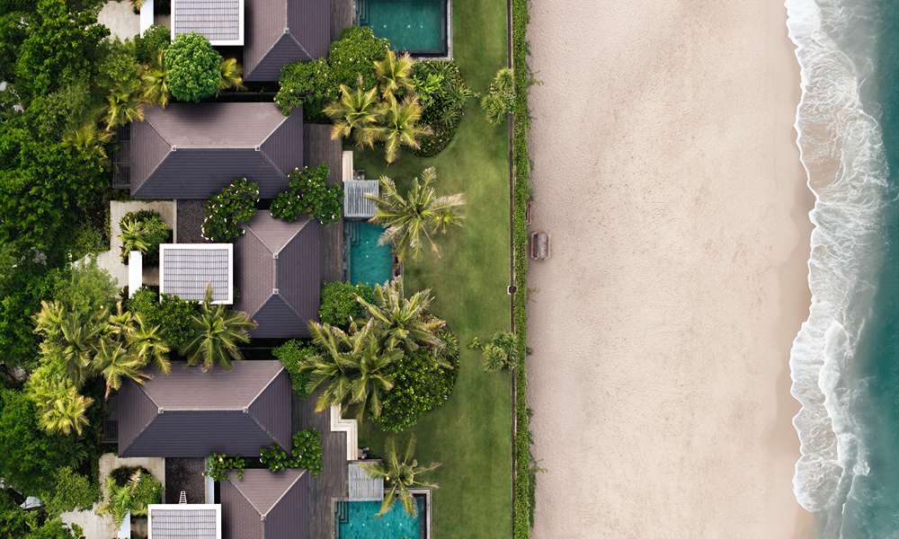 從青瓷色到傳說插畫,這不是飯店,是一座可以住的峇里島藝術館!