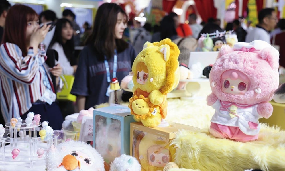 生娃不如養娃,養娃就得曬娃:「娃衣」月銷千萬、高端訂製非遺… 維持心臟跳動的娃圈經濟