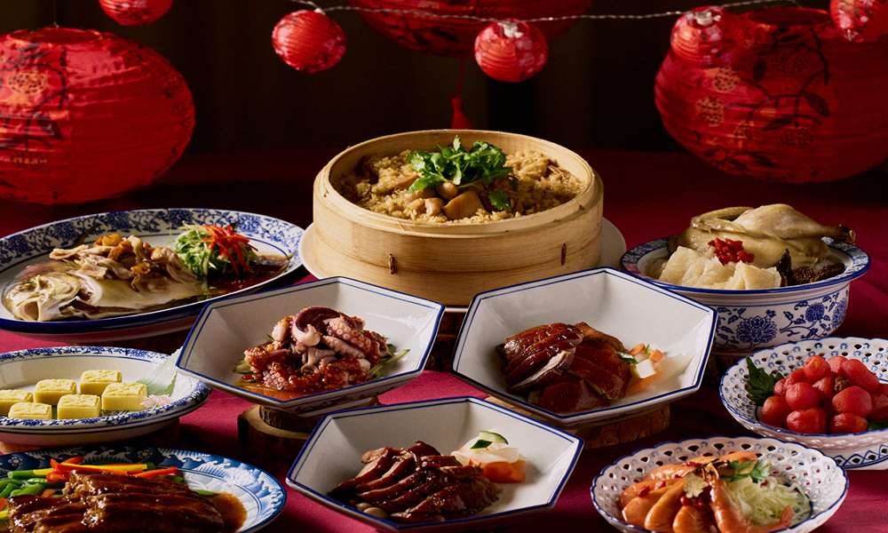 台南晶英 2026 新春亮點:聯手南美館推「府城招財宴」,吃虎爺最愛炸雞刈包、焦糖布丁討個好彩頭